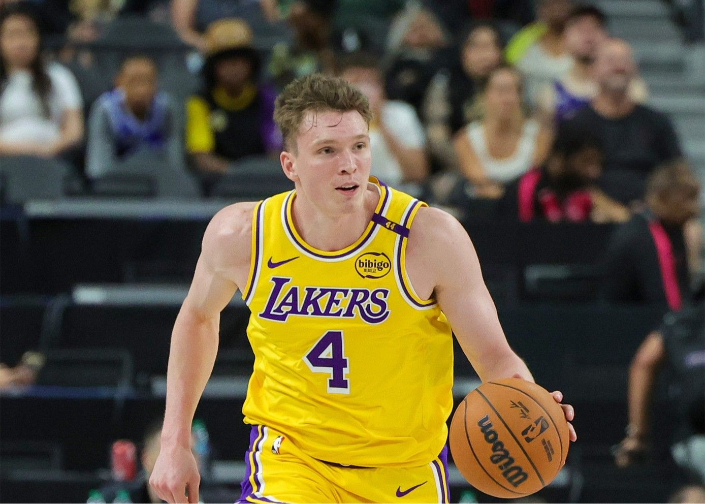 啥情况？克内克特夏联全场三分6中0仅得10分，正负值-14